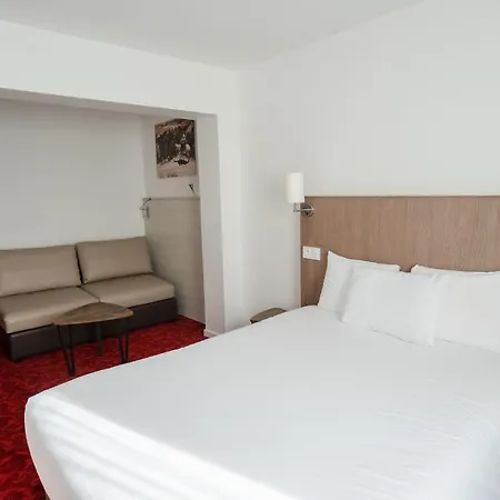 Hotel Brit Essentiel 2*