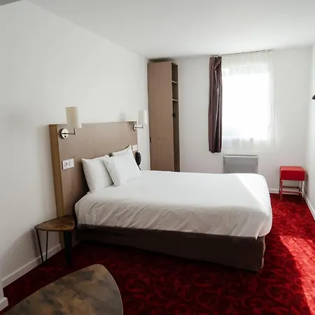 Brit Essentiel 2* Cholet