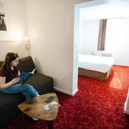 Brit Essentiel 2* Cholet