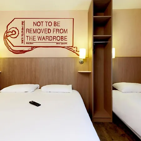 Brit Essentiel Hotel 2*