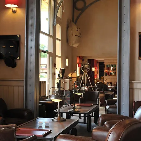 Hotel Brit Essentiel 2*