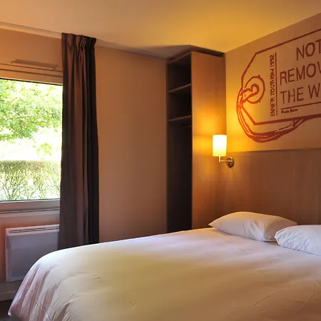 Hotel Brit Essentiel