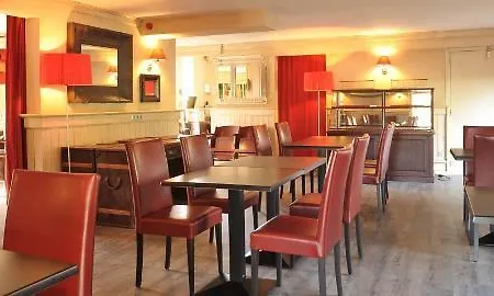 Hotel Brit Essentiel 2*
