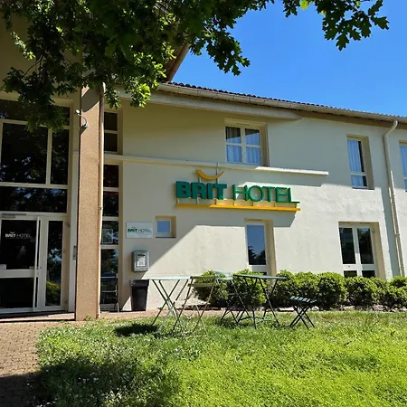 Hotel Brit Essentiel 2*