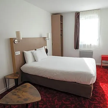 Brit Essentiel Hotel 2*