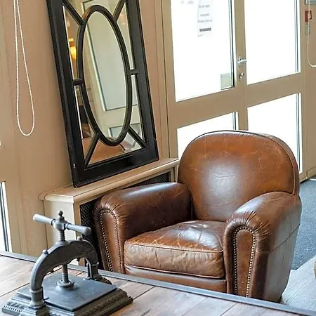 Hotell Brit Essentiel Cholet