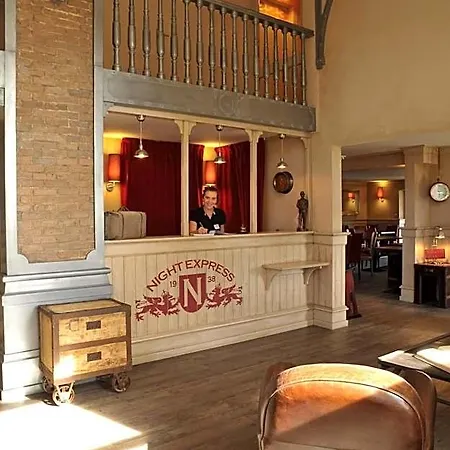 Hotell Brit Essentiel