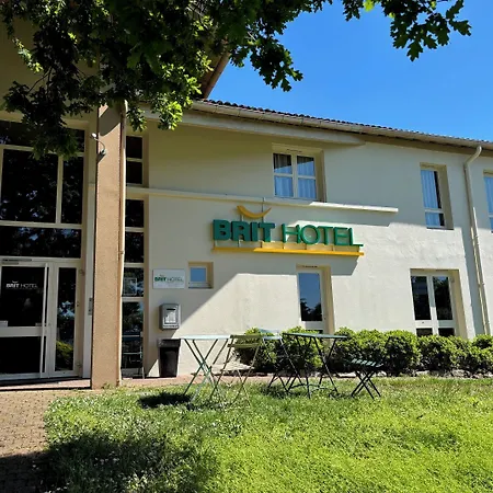 Hotel Brit Essentiel