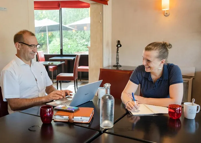 מלון Brit Essentiel 2*