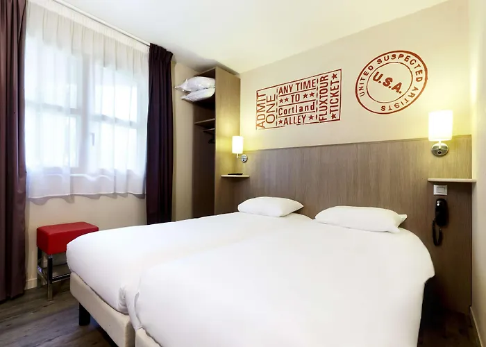 Brit Essentiel Hotel 2*