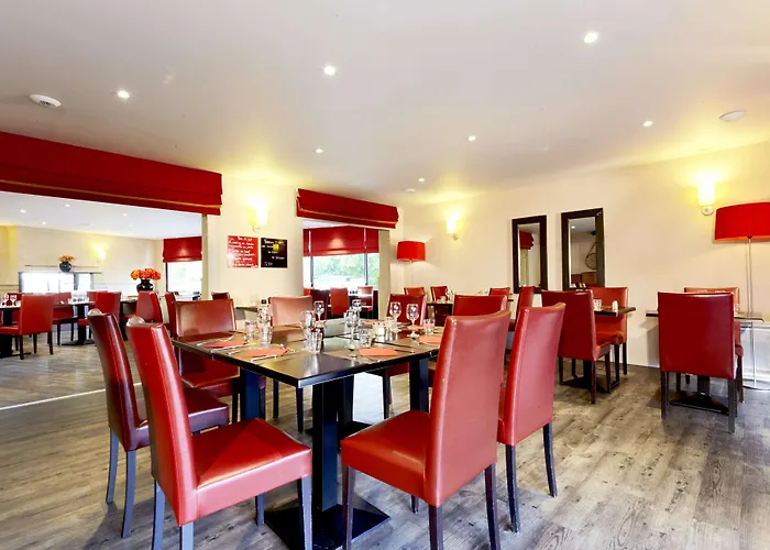 Brit Essentiel Hotel