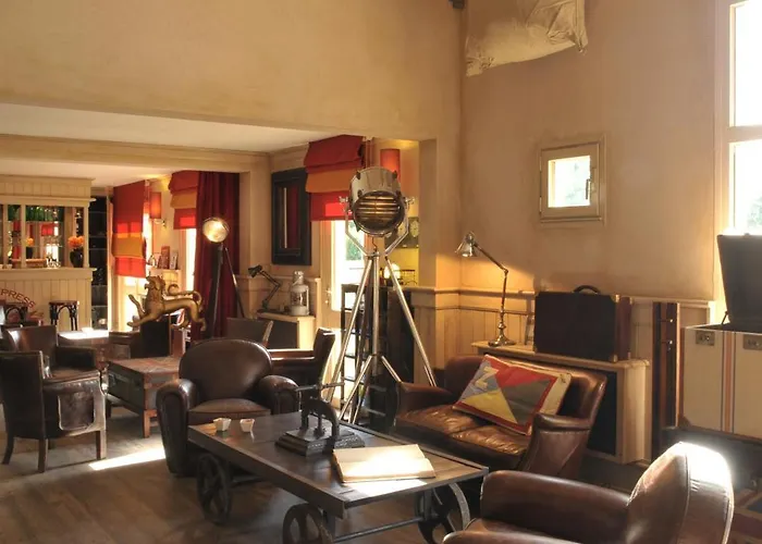 Brit Essentiel Hotel