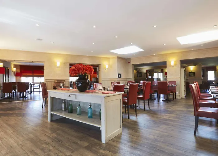 Brit Essentiel Hotel