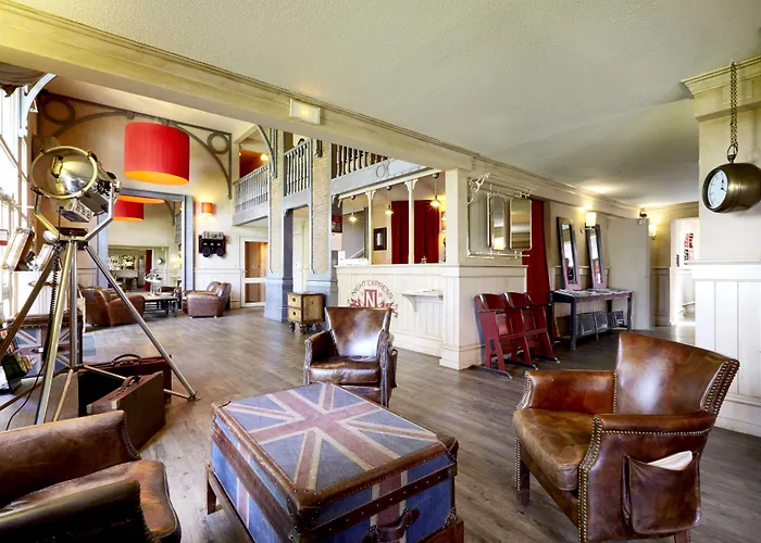 Brit Essentiel Hotel