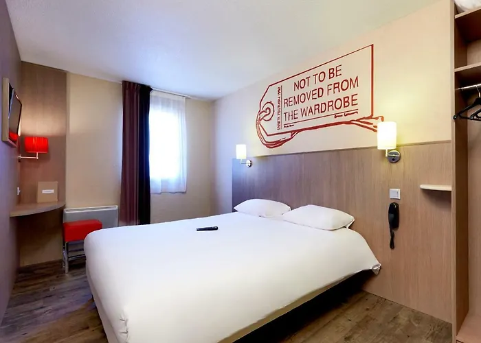 Brit Essentiel Hotel 2*